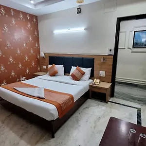 Classic ** Delhi (National Capital Territory of India)